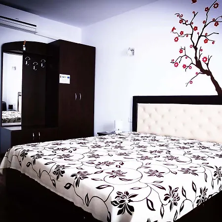 San-mar Bed and breakfast